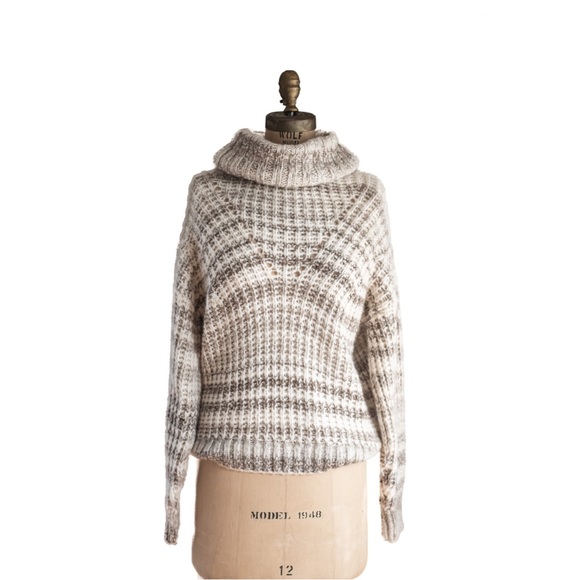 Hollister Chunky Knit Cowl Neck Sweater in Heather Grey & Ivory Stripes Sz Sm - Picture 6 of 12